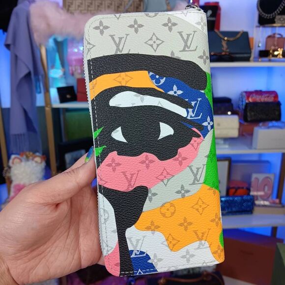 LOUIS VUITTON Monogram Portrait Zippy Vertical Wallet Multicolor KidSuper - Picture 8 of 16